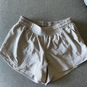 Hotty Hot Low-Rise Lined Short 4"